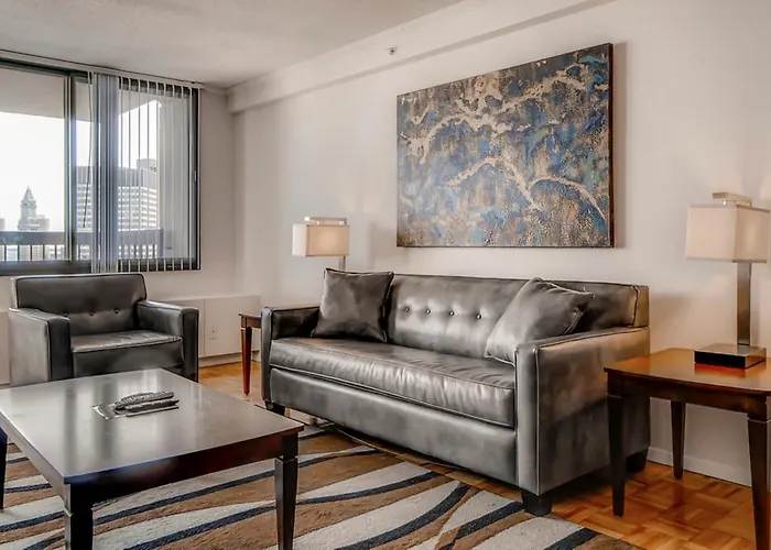 Global Luxury Suites In Downtown Chicago